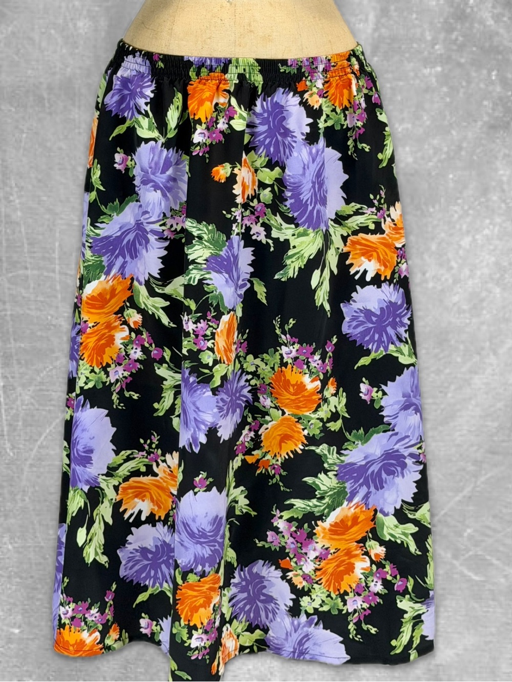 VINTAGEโ bold floral skirt long midi maxi elastic pull on waist purple moody 80s